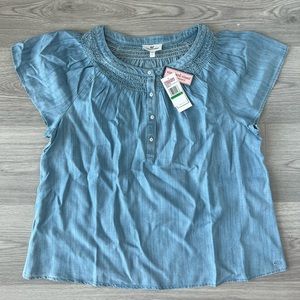 BNWT Vineyard Vines chambray top